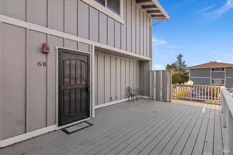 100 Sunset Cir #68, Benicia, CA 94510
