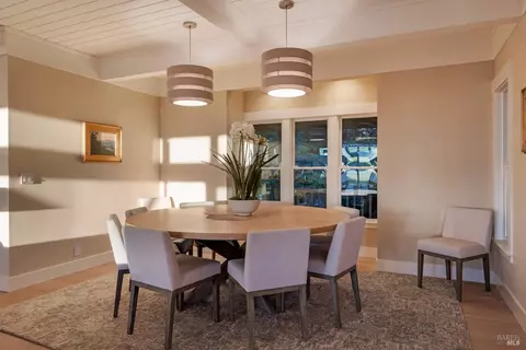 Dining - 2557 Trinity Rd, Glen Ellen, CA 95442 photo 1 of 2