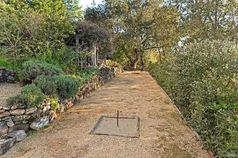 Exterior - 2557 Trinity Rd, Glen Ellen, CA 95442 photo 13 of 17