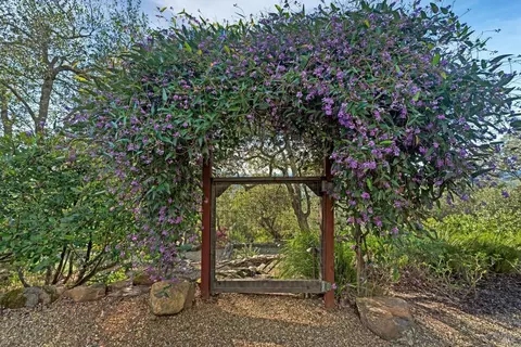 Exterior - 2557 Trinity Rd, Glen Ellen, CA 95442 photo 15 of 17