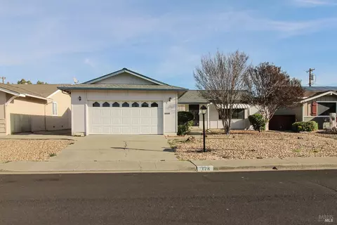 178 Glacier Cir, Vacaville, CA 95687