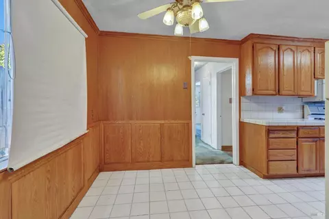 Entry Way - 1741 Hellings Ave, Richmond, CA 94801 photo 1 of 1