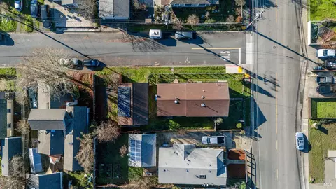 View/Area - 309 E Valley St, Willits, CA 95490 photo 2 of 3