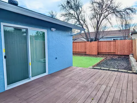 Exterior - 1815 Mini Dr, Vallejo, CA 94589 photo 2 of 5