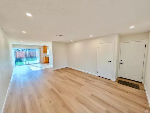 Living - 1815 Mini Dr, Vallejo, CA 94589 photo 1 of 2