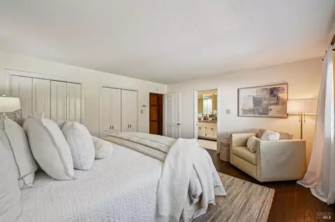 Bedroom - 1014 Stonedge Dr, Napa, CA 94558 photo 7 of 19