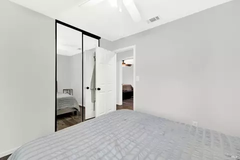 Bedroom - 292 Woolner Ct, Fairfield, CA 94533 photo 7 of 8