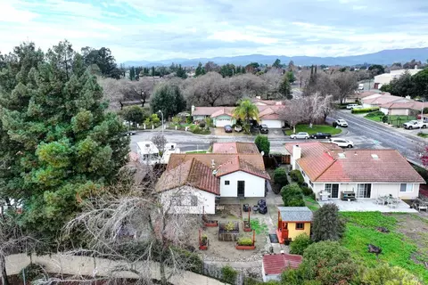View/Area - 292 Woolner Ct, Fairfield, CA 94533 photo 6 of 9