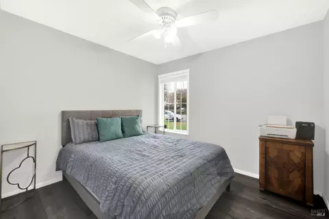 Bedroom - 292 Woolner Ct, Fairfield, CA 94533 photo 5 of 8