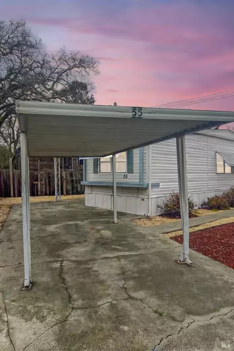 55 Plymouth Way, Santa Rosa, CA 95403