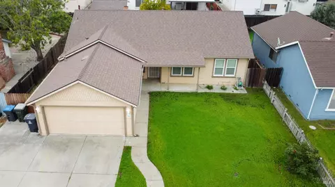 709 Capistrano Dr, Suisun City, CA 94585