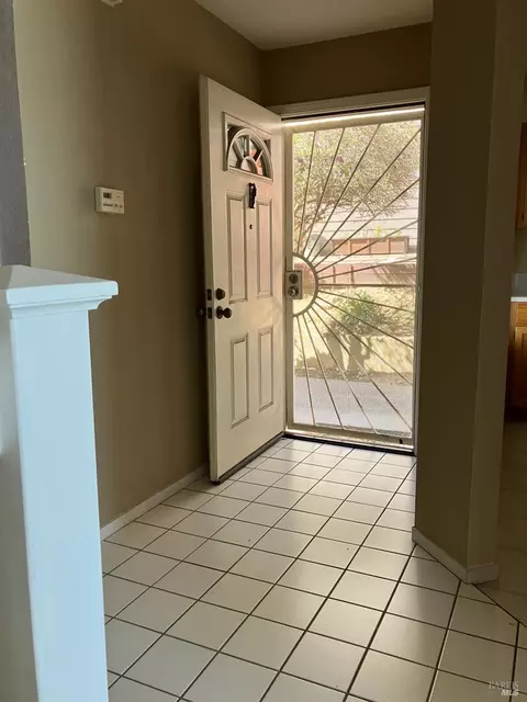 Entry Way - 154 Outrigger Dr, Vallejo, CA 94591 photo 1 of 4