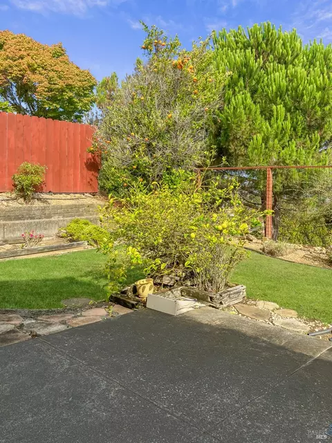 Exterior - 154 Outrigger Dr, Vallejo, CA 94591 photo 4 of 4