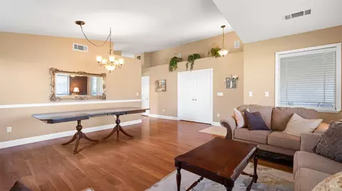 715 Wiegand Way, Dixon, CA 95620 photo 11