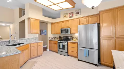 715 Wiegand Way, Dixon, CA 95620 photo 18