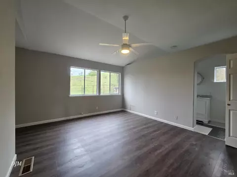 Bedroom - 213 Waterview Ter, Vallejo, CA 94591 photo 1 of 3
