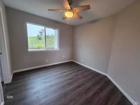 Bedroom - 213 Waterview Ter, Vallejo, CA 94591 photo 2 of 3