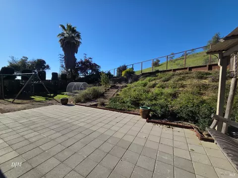 Exterior - 213 Waterview Ter, Vallejo, CA 94591 photo 6 of 8