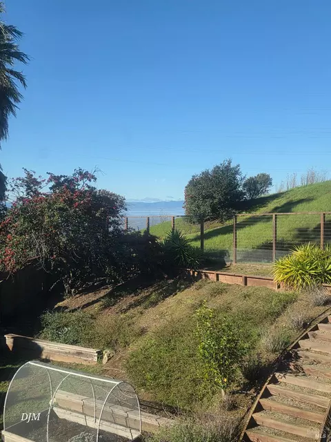 Exterior - 213 Waterview Ter, Vallejo, CA 94591 photo 2 of 8