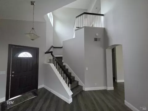 Entry Way - 213 Waterview Ter, Vallejo, CA 94591 photo 1 of 1