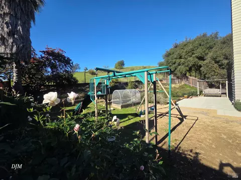 Exterior - 213 Waterview Ter, Vallejo, CA 94591 photo 8 of 8