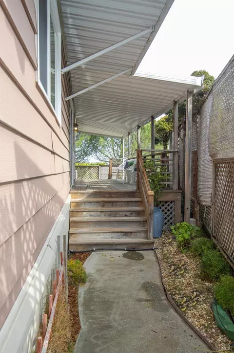 9 Fallen Leaf Way, Novato, CA 94949 photo 25