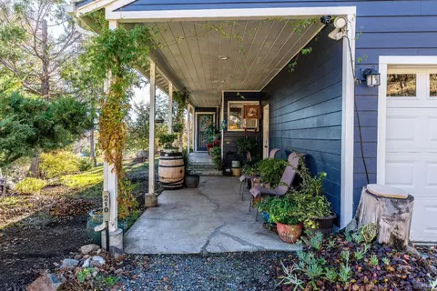 210 Bourbon Ln, Ukiah, CA 95482 photo 22