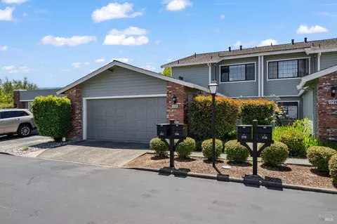 Exterior - 1740 Stuart Ct, Benicia, CA 94510 photo 6 of 8