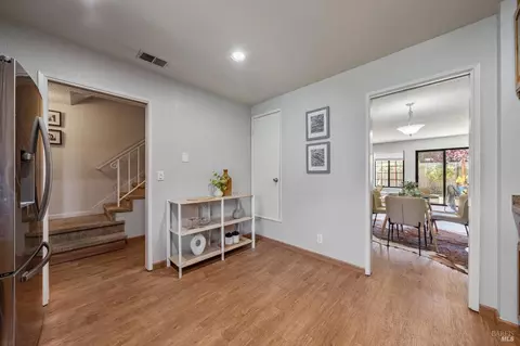 Entry Way - 1740 Stuart Ct, Benicia, CA 94510 photo 1 of 5