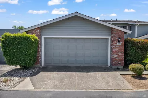 Exterior - 1740 Stuart Ct, Benicia, CA 94510 photo 7 of 8