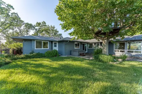 1851 Ridge Rd, Ukiah, CA 95482