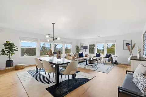 1814 Saint Francis Rd, Santa Rosa, CA 95409