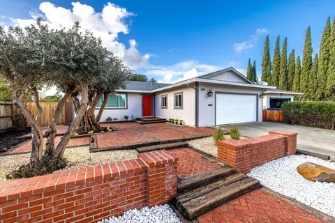 2351 Twain Ct, Fairfield, CA 94533