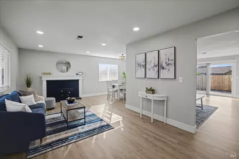 2351 Twain Ct, Fairfield, CA 94533 photo 10