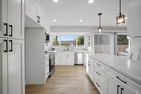 2351 Twain Ct, Fairfield, CA 94533 photo 16