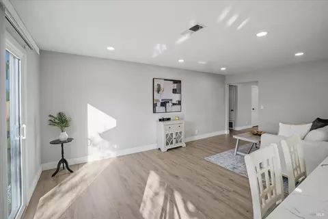 2351 Twain Ct, Fairfield, CA 94533 photo 23