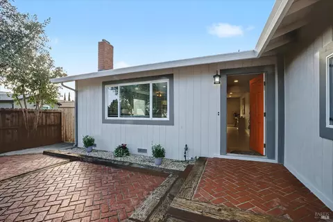 2351 Twain Ct, Fairfield, CA 94533 photo 6
