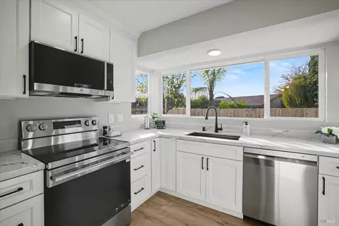 2351 Twain Ct, Fairfield, CA 94533 photo 18