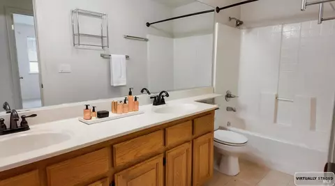 Bath - 4124 Singletree Way, Fairfield, CA 94533 photo 4 of 5