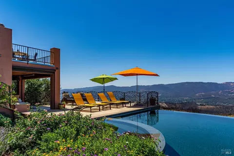 Exterior - 1340 Crestmont Dr, Angwin, CA 94508 photo 5 of 27
