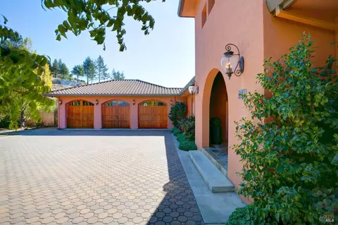 Exterior - 1340 Crestmont Dr, Angwin, CA 94508 photo 13 of 27
