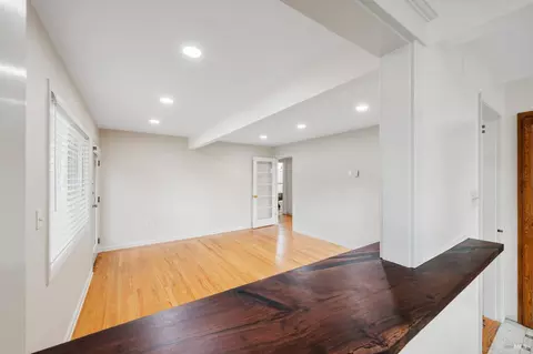 Living - 1 Griggs Ln, Napa, CA 94558 photo 7 of 10