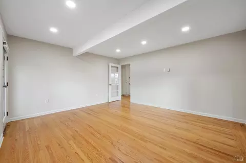 Living - 1 Griggs Ln, Napa, CA 94558 photo 8 of 10