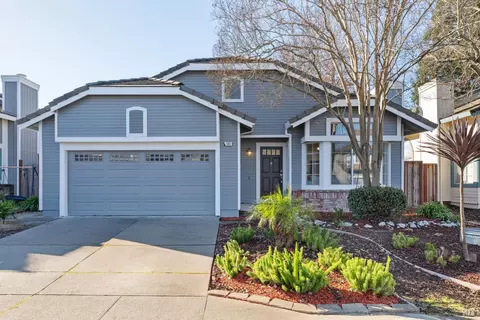 160 Flametree Cir, Windsor, CA 95492