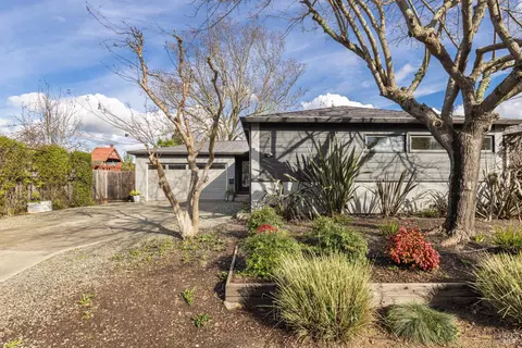 3776 Norfolk St, Napa, CA 94558