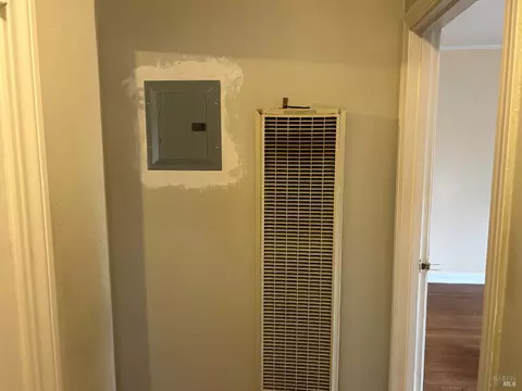 Entry Way - 1115 Solano Ave, Vallejo, CA 94590 photo 1 of 1