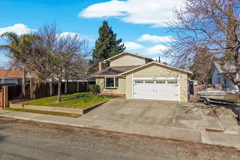 1012 Sparrow Ln, Fairfield, CA 94533 photo 2