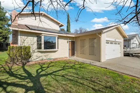 1012 Sparrow Ln, Fairfield, CA 94533 photo 3