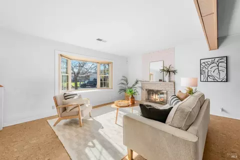 1012 Sparrow Ln, Fairfield, CA 94533 photo 6