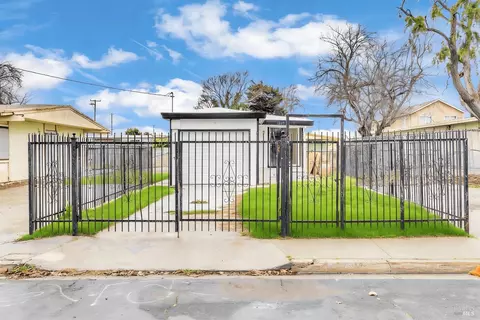 1517 2nd St, Richmond, CA 94801